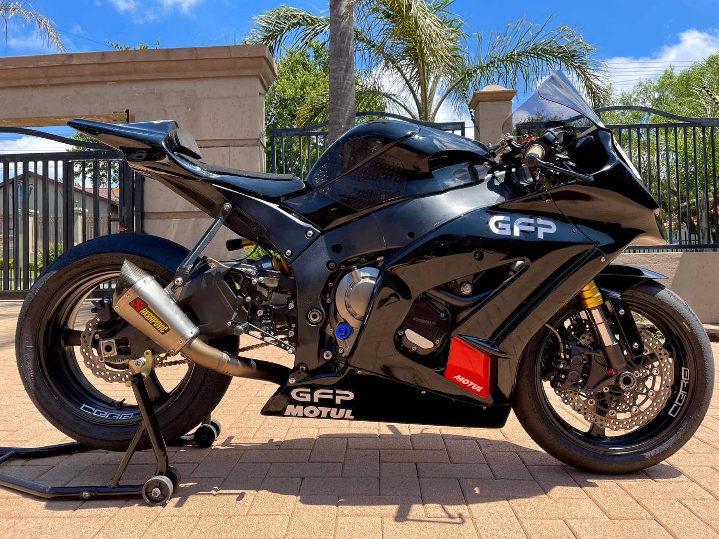 johnleeknbページ 2014 Kawasaki ZX10 » GFP Motorcycle Sales