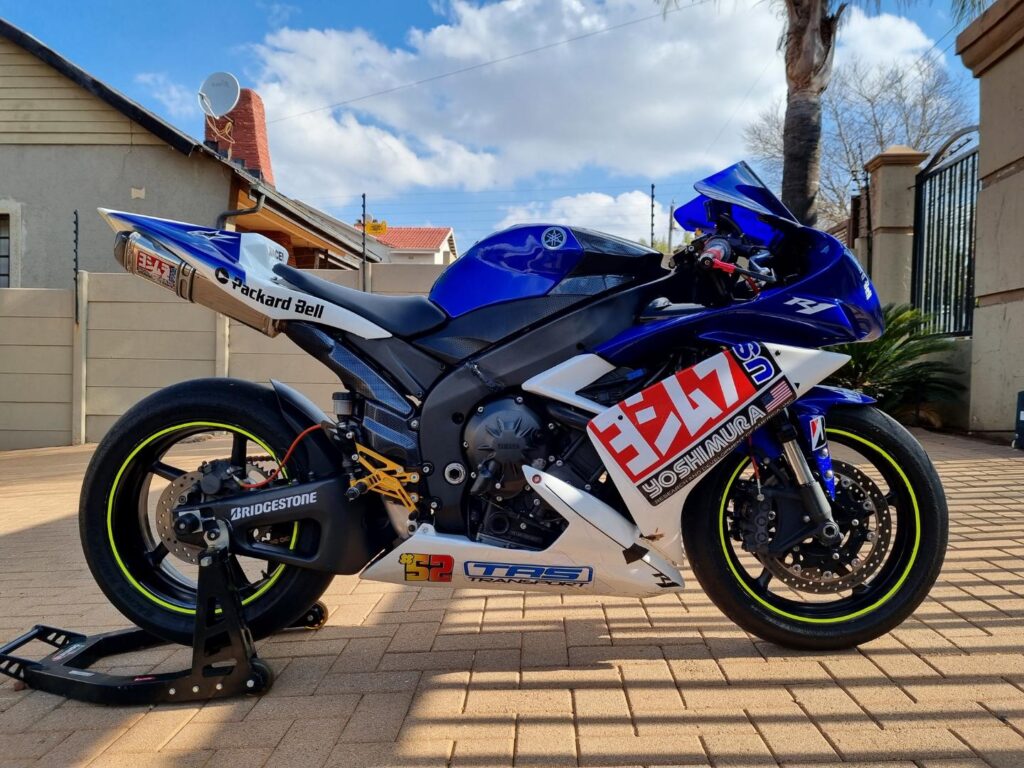 2008 Yamaha R1