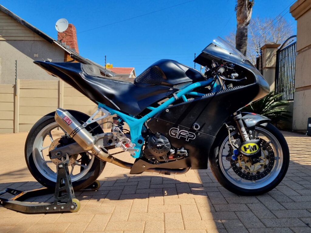 2016 Yamaha R3