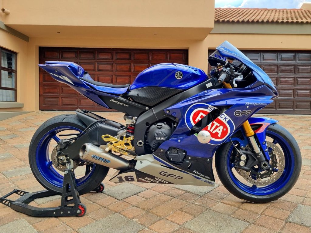 2017 Yamaha R6