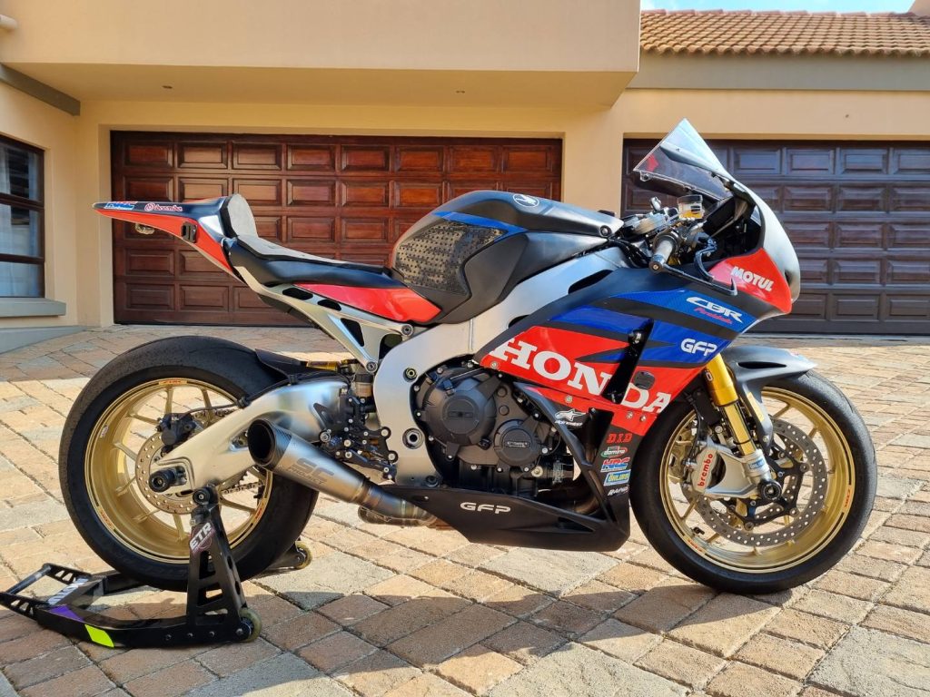 2014 Honda CBR1000RR SP