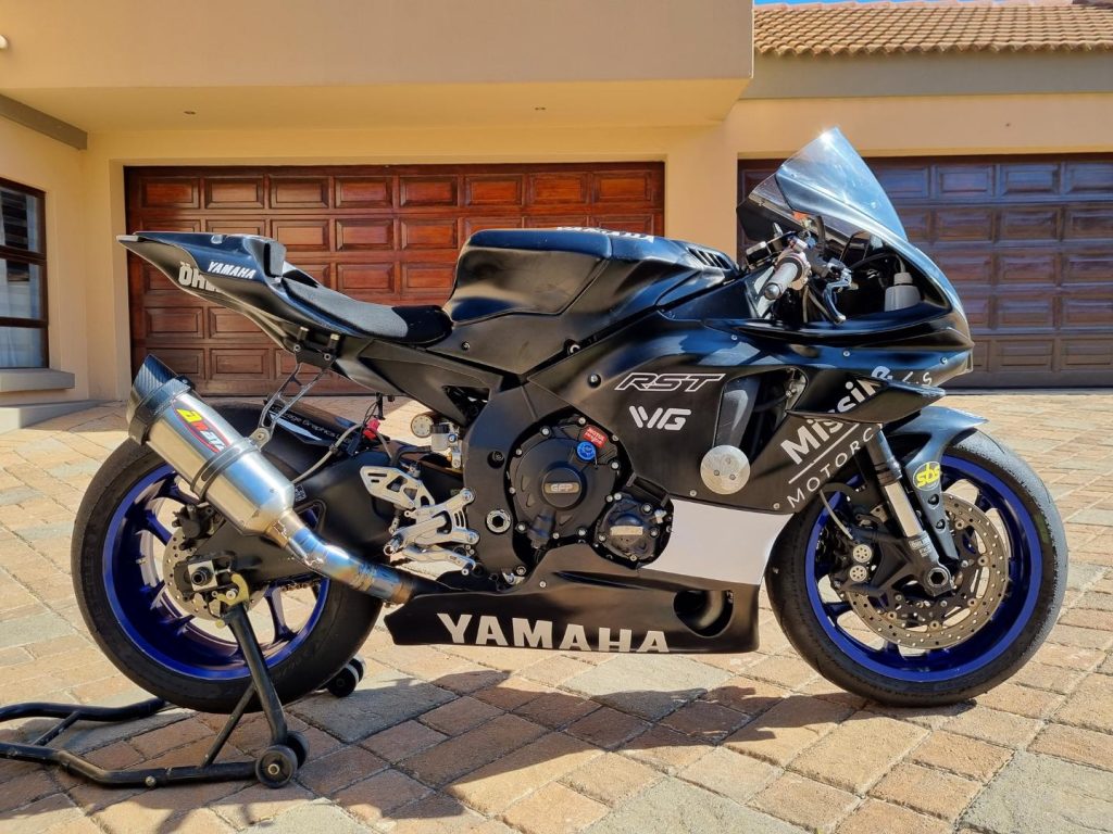 2020 Yamaha R1
